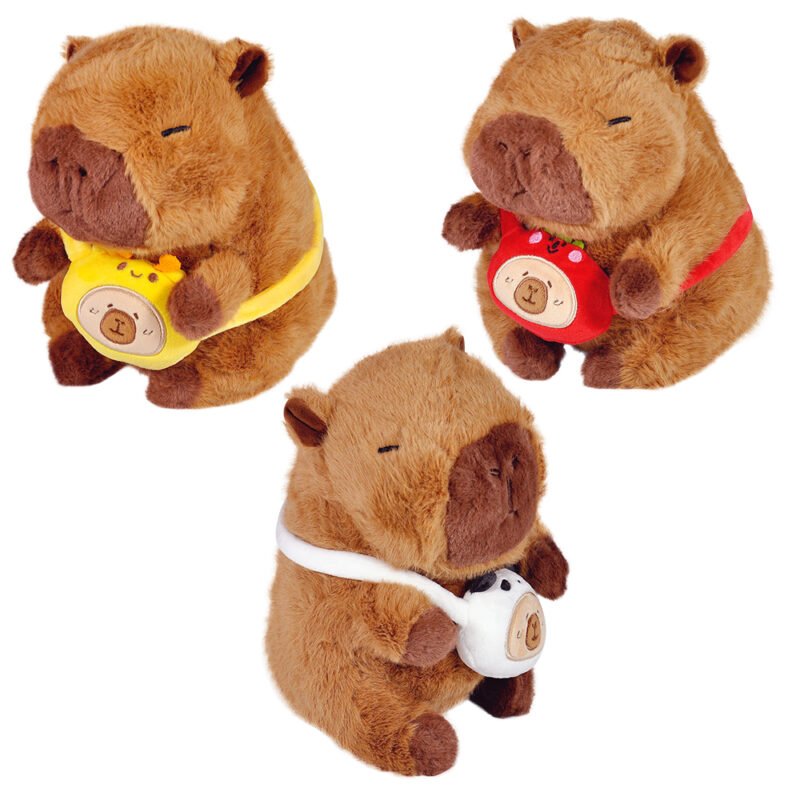 Pelúcia Capivara com Bolsinha 20cm
